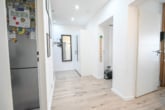 Flur - DIETZ: Gepflegte 3-Zimmerwohnung im 2.OG mit Balkon und PKW-Stellplatz in Münster!