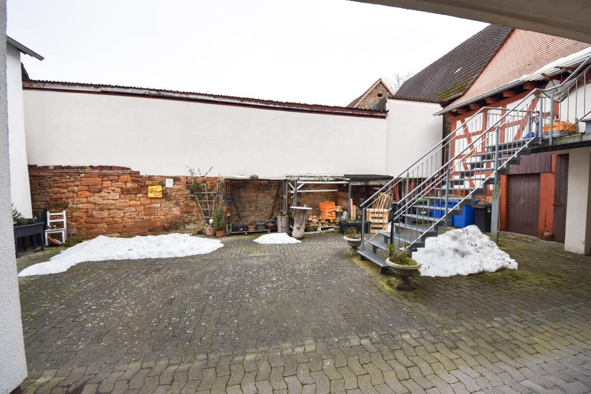 Gemeinsam nutzbarer Hofbereich
