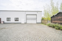 Garageneinfahrt in die Halle