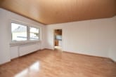 DIETZ: Gepflegte 3 Zimmer Terrassenwohnung in ruhiger Wohnlage von Rödermark - Ober-Roden - Essbereich und Küche
