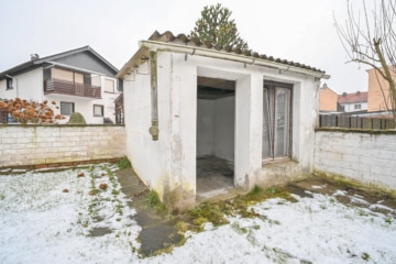 DIETZ: EFH im ruhigen Wohngebiet von Dieburg mit Garage, Freisitz und Garten auf 755 m² Grundstück - Nebengebäude (662575)