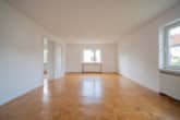 Wohnzimmer EG - DIETZ: EFH im ruhigen Wohngebiet von Dieburg mit Garage, Freisitz und Garten auf 755 m² Grundstück