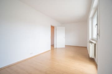 DIETZ: EFH im ruhigen Wohngebiet von Dieburg mit Garage, Freisitz und Garten auf 755 m² Grundstück - Schlafzimmer 3 von 3 OG (687202)