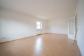 Schlafzimmer 2 von 3 OG - DIETZ: EFH im ruhigen Wohngebiet von Dieburg mit Garage, Freisitz und Garten auf 755 m² Grundstück