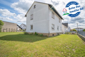 DIETZ: EFH im ruhigen Wohngebiet von Dieburg mit Garage, Freisitz und Garten auf 755 m² Grundstück - Garten (687349)