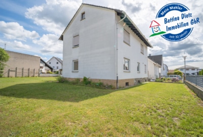 DIETZ: EFH im ruhigen Wohngebiet von Dieburg mit Garage, Freisitz und Garten auf 755 m² Grundstück - Garten (700204)