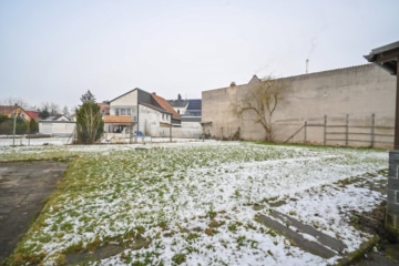 DIETZ: EFH im ruhigen Wohngebiet von Dieburg mit Garage, Freisitz und Garten auf 755 m² Grundstück - Großer Garten (662585)