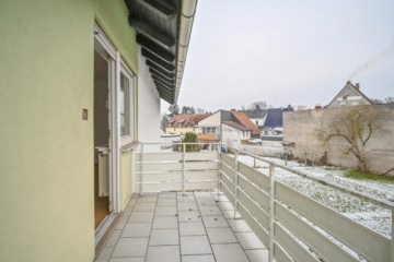 DIETZ: EFH im ruhigen Wohngebiet von Dieburg mit Garage, Freisitz und Garten auf 755 m² Grundstück - Balkon OG (662554)