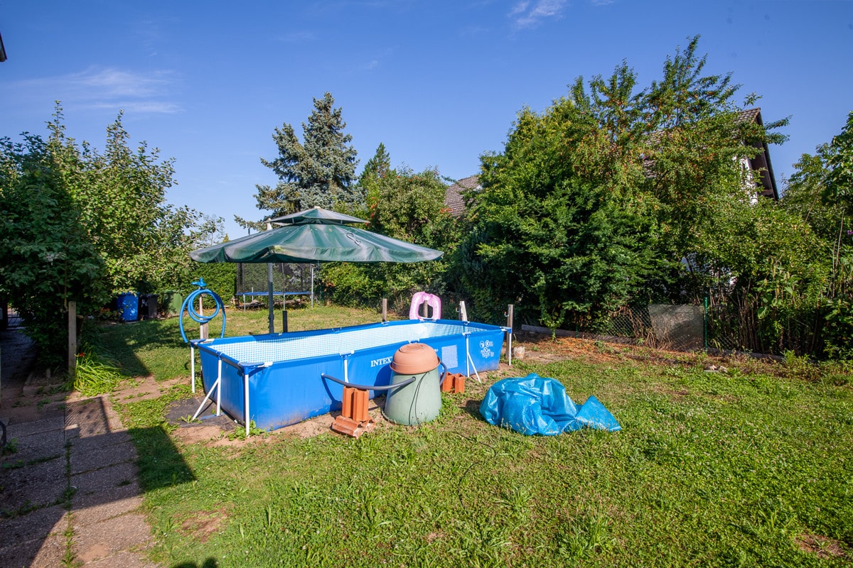 Gartenteil 2 von 2