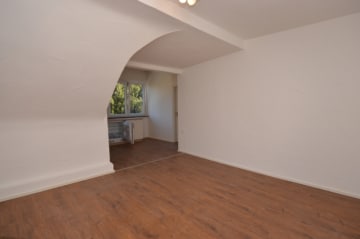 DIETZ: Helle 2-Zimmer-Wohnung mit neuer Einbauküche! - Wohnbereich (683183)