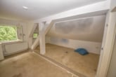 Gästezimmer 2.OG - DIETZ: Sanierungsbedürftiges Hotel in idyllischer Waldrandlage von Weiterstadt mit 33 Zimmern!
