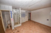 Gästezimmer 1.OG - DIETZ: Sanierungsbedürftiges Hotel in idyllischer Waldrandlage von Weiterstadt mit 33 Zimmern!