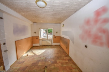 DIETZ: Sanierungsbedürftiges Hotel in idyllischer Waldrandlage von Weiterstadt mit 33 Zimmern! - Gästezimmer 7 EG (678963)