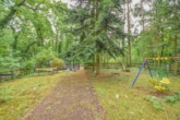 Gartenbereich - DIETZ: Sanierungsbedürftiges Hotel in idyllischer Waldrandlage von Weiterstadt mit 33 Zimmern!