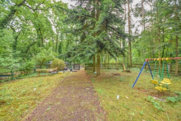 DIETZ: Sanierungsbedürftiges Hotel in idyllischer Waldrandlage von Weiterstadt mit 33 Zimmern! - Gartenbereich (678939)
