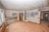 Gästezimmer 1.OG - DIETZ: Sanierungsbedürftiges Hotel in idyllischer Waldrandlage von Weiterstadt mit 33 Zimmern!