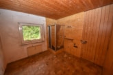 Badezimmer EG - DIETZ: Sanierungsbedürftiges Hotel in idyllischer Waldrandlage von Weiterstadt mit 33 Zimmern!