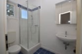 DIETZ: Helle 2-Zimmer-Wohnung mit neuer Einbauküche! - Duschbadezimmer