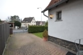 DIETZ: Modernisiertes Einfamilienhaus mit Garten, Garage, 2 Bäder und Keller in Otzberg Lengfeld! - Einfahrt