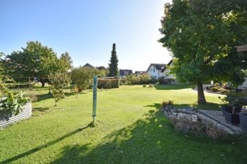 DIETZ: Freiwerdendes, liebevolles 2-Familienhaus-Anwesen in attraktiver Wohnlage von Klein-Zimmern! - Garten (653732)