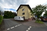 DIETZ: Großzügiges 4-Familienhaus in Gelnhausen - Höchst! Zwei Wohnungen frei! - Außenansicht
