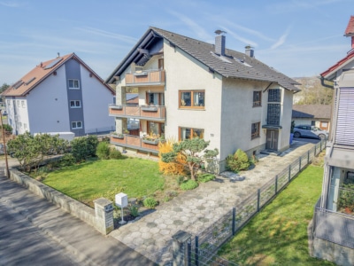 DIETZ: Größer als manches Haus! 4-Zimmer-Erdgeschosswohnung – 3-fach-Verglasung – Pelletsheizung - Außenansicht (700768)
