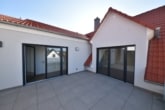 HAUS PAULA! Neubauwohnung mit 27m² Dachterrasse ! Wärmepumpe - Aufzug - Tiefgarage - 27qm Dachterrasse