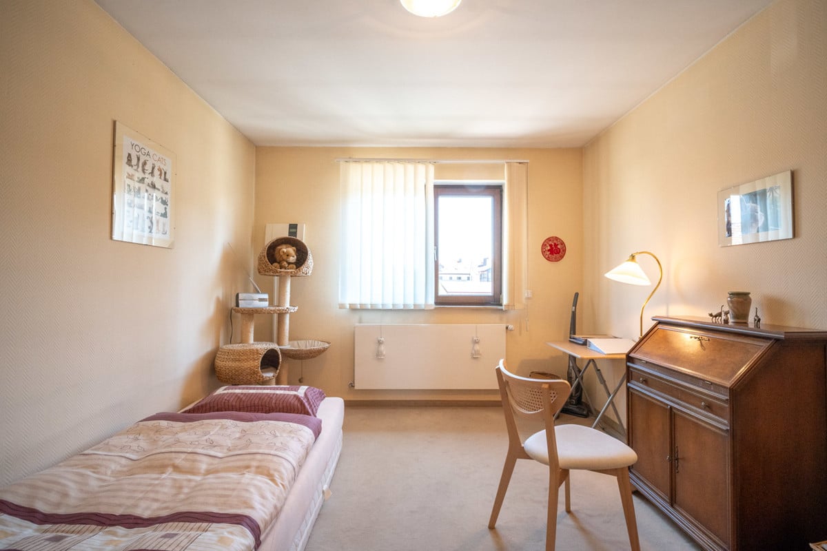Schlafzimmer 2 von 4 OG