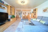 Top gepflegter Flachdachbungalow mit Wintergarten, Garage, Terrasse in beliebter Ober-Rodener Wohnlage! - Offener Wohn- und Essbereich EG