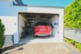 Top gepflegter Flachdachbungalow mit Wintergarten, Garage, Terrasse in beliebter Ober-Rodener Wohnlage! - Garage