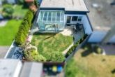 Top gepflegter Flachdachbungalow mit Wintergarten, Garage, Terrasse in beliebter Ober-Rodener Wohnlage! - Garten