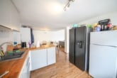 DIETZ: Saniertes 2 Familienhaus mit Dachterrasse in ruhiger Lage in Schaafheim! 5,41 % Rendite - Wohnen Essen Kochen OG