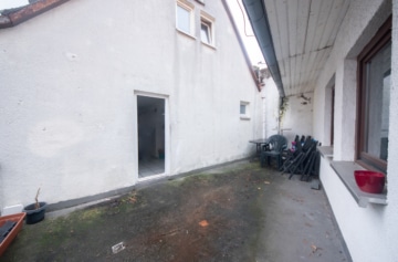 DIETZ: REDUZIERT! 2 Häuser auf einem Grundstück mit 3-4 Wohneinheiten inklusive Ausbaupotenzial! - Balkon OG Vorderhaus (640039)