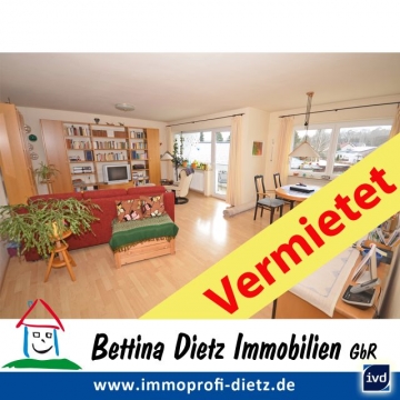 **VERMIETET**DIETZ: +++TOP 3 Zimmerwohnung mit Balkon – Garage – Gartennutzung – Wärmegedämmtes 6 Familienhaus – OST1, 64832 Babenhausen, Etagenwohnung