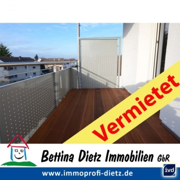 **VERMIETET**DIETZ: Renovierte 2 Zimmer Wohnung mit Balkon – Garage – Badewanne – im gepflegten Mehrfamilienhaus, 64839 Münster, Etagenwohnung