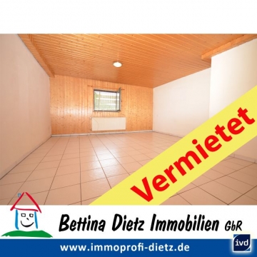 **VERMIETET**DIETZ: Große 2 Zimmer Souterrainwohnung mit 2 Bäder – Einbauküche – 2 Außenstellplätze – kautionsfrei, 64409 Messel, Souterrainwohnung