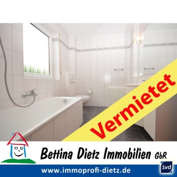 **VERMIETET**DIETZ: 3 Zimmer Terrassenwohnung mit Grünfläche – Balkon – Einbauküche – Tageslichtbad mit Badewanne uvm., 64823 Groß-Umstadt, Terrassenwohnung