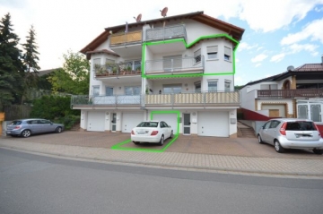 **VERMIETET**DIETZ: Sehr gepflegte 3 Zimmerwohnung mit Balkon, Garage, Wanne+Dusche mit herrlichem Fernblick, 64850 Schaafheim, Etagenwohnung