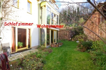 **VERMIETET**DIETZ: 2 Zimmer Landhauswohnung mit Garten – Terrassen – Einbauküche inkl. und gehobenes mediterranes Tageslichtbadezimmer!, 64850 Schaafheim, Terrassenwohnung