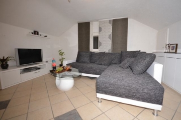 **VERMIETET**DIETZ: Tolle Single/Studenten Wohnung mit Tageslichtbad, Einbauküche und Sonnen-Balkon!!!, 64839 Münster, Etagenwohnung