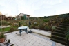 DIETZ: 2 Zimmer Souterrainwohnung mit eigener Terrasse, Gartennutzung, Einbauküche inklusive - Terrasse