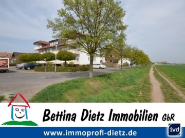 **VERMIETET**DIETZ: Feldrandlage Renovierte 3 Zimmer Erdgeschosswohnung 2 Balkone, GästeWC, Wanne+Dusche, Bj 1996, 64839 Münster, Erdgeschosswohnung