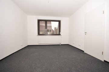 **VERMIETET**DIETZ: 5 Zimmer – Neu renovierte Büro- und Praxisflächen mit Balkon 2 WCs, 64354 Reinheim, Bürofläche