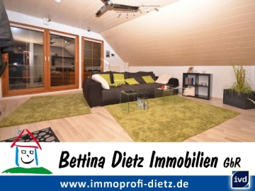 **VERMIETET**DIETZ: TOP gepfelgte 2 Zimmer Dachgeschosswohnung – großer SÜD-WEST Balkon – Einbauküche uvm., 64839 Münster, Dachgeschosswohnung