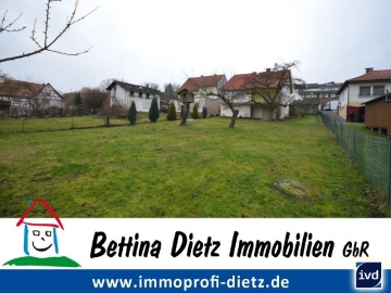 **VERMIETET**DIETZ: Tolles Gartengrundstück – Renovierungsbedürftiges Einfamilienhaus in Groß-Umstadt – Raibach, 64823 Groß-Umstadt, Einfamilienhaus