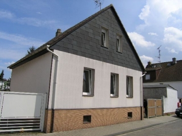 **Verkauft** Gemütliches neu renoviertes Einfamilienhaus mit
Garten Ortsrandlage von Babenhausen, 64832 Babenhausen, Einfamilienhaus