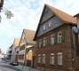 **VERKAUFT**  Historisches Bauernhaus im Stadtkern von Großostheim, auch als Wohn und Geschäftshaus zu nutzen - ! - Ansicht von rechts