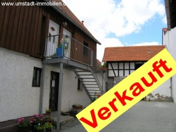 **VERKAUFT**  Top renovierte Hofreite mit 3 Wohnungen !!!  – interessante Kapitalanlage *** über 9 % Rendite ***, 64823 Groß-Umstadt, Bauernhaus