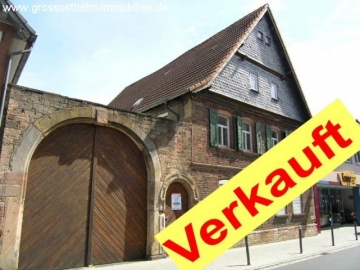 **VERKAUFT**  Historisches Bauernhaus im Stadtkern von Großostheim, auch als Wohn und Geschäftshaus zu nutzen – !, 63762 Großostheim, Bauernhaus