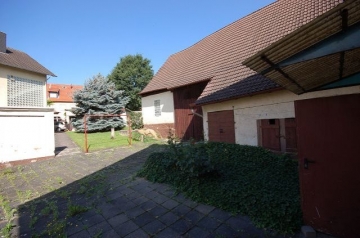 **VERKAUFT**  Romantisches Bauerngehöft mitten in Großostheim. Sie brauchen **VIEL** Platz, Nebengeb., Garage, Scheune usw., 63762 Großostheim, Bauernhaus